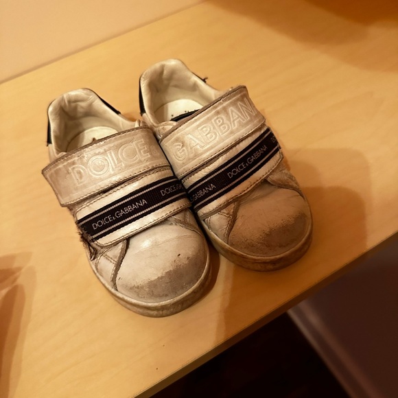 Toddler dolce and Gabbana shoes - Picture 2 of 4